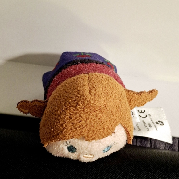 Disney Tsum Tsum Frozen Anna mini plush 3.5" - Picture 4 of 11